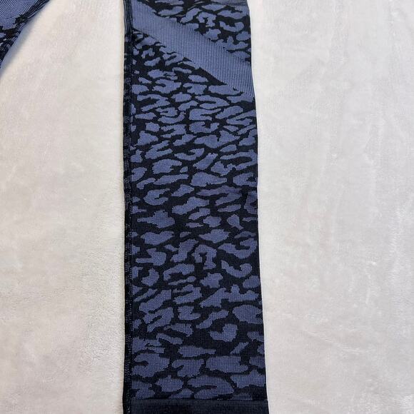 Varley Women's Emerson Seamless Gray Cheetah Print Leggings - Size Medium - Picture 8 of 9